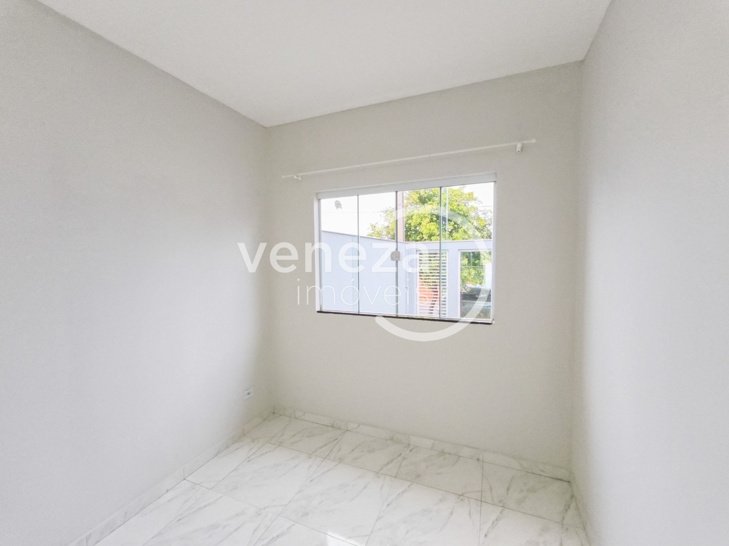 Casa Residencial para locação no bairro Jardim Moema de Londrina - Foto 6