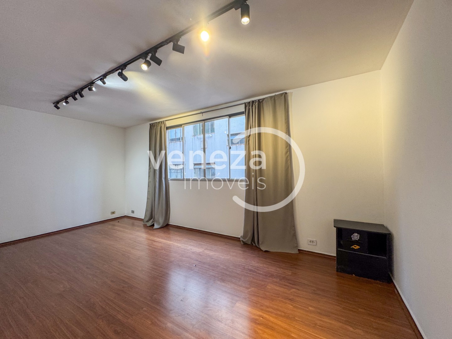 Apartamento para alugar em Vitoria, Londrina — Portal Chave Fácil