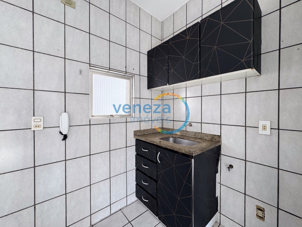 Apartamento para locação no bairro Ipiranga de Londrina com 28m<sup>2</sup> útil, 1 quarto