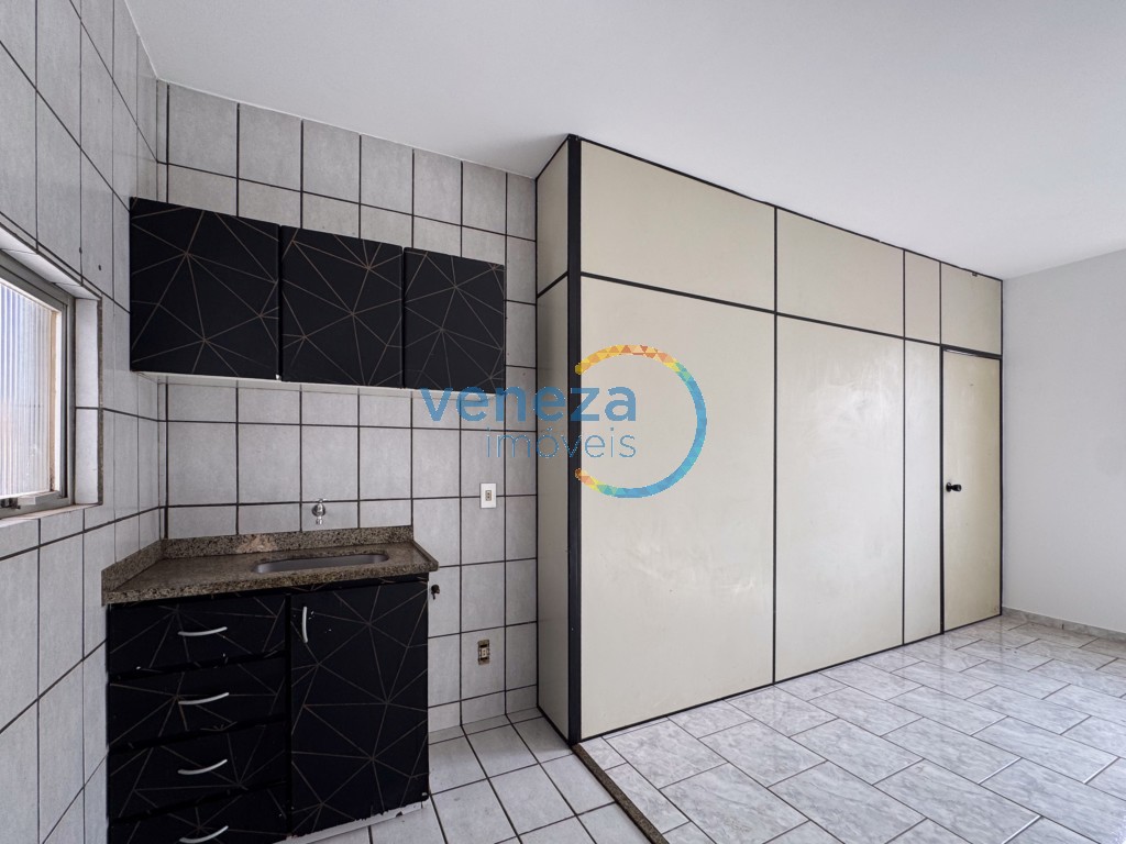 Apartamento para locação no bairro Ipiranga de Londrina com 28m<sup>2</sup> útil, 1 quarto