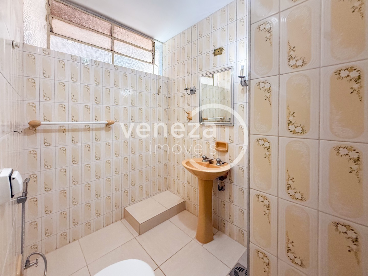 Apartamento para locação no bairro Centro de Londrina - Foto 6
