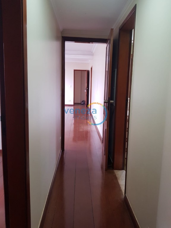 Apartamento para venda no Centro em Londrina com 188,81m² por R$ 520.000,00