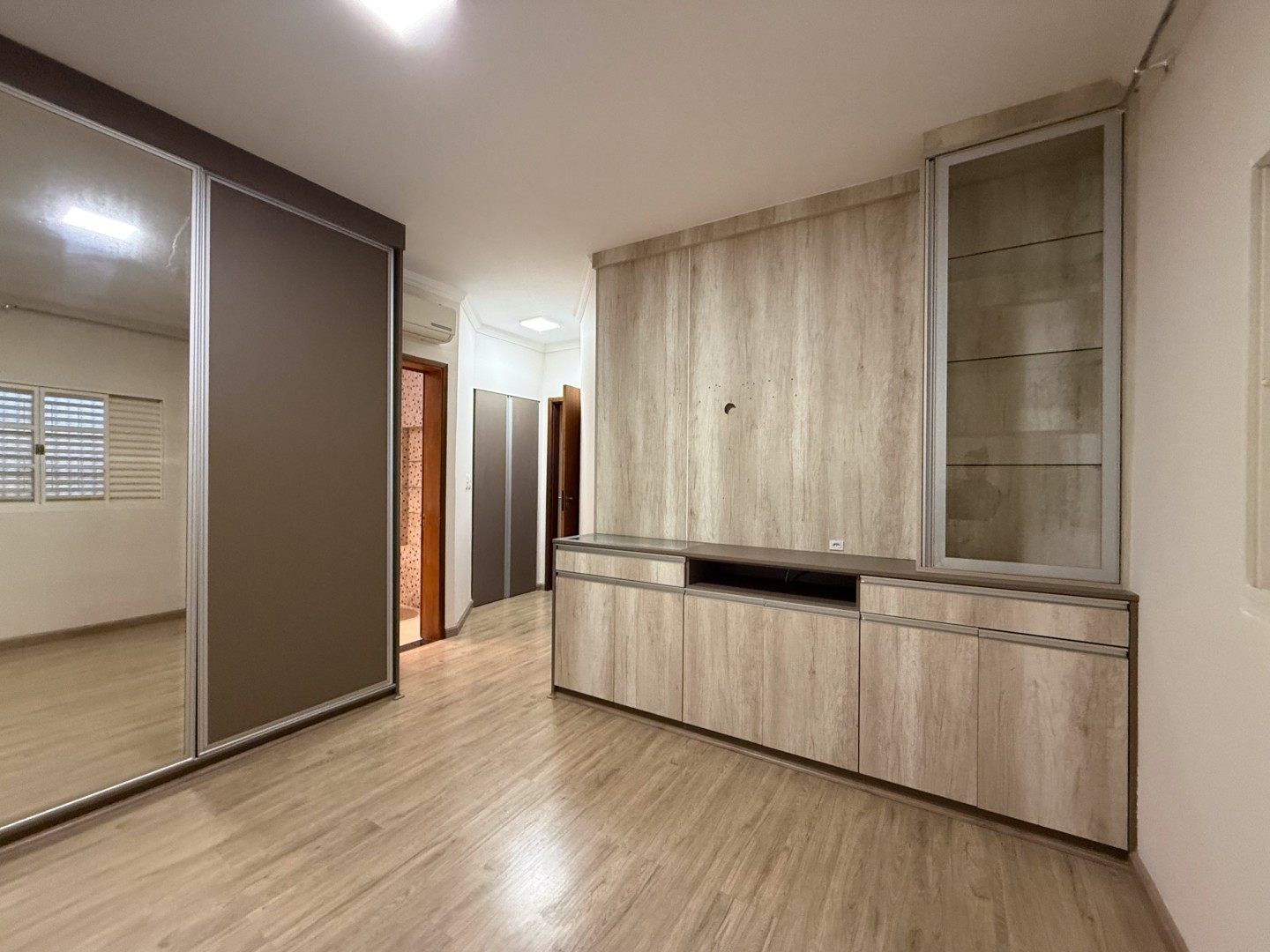 Casa Residencial para locação no bairro Aragarca de Londrina - Foto 11