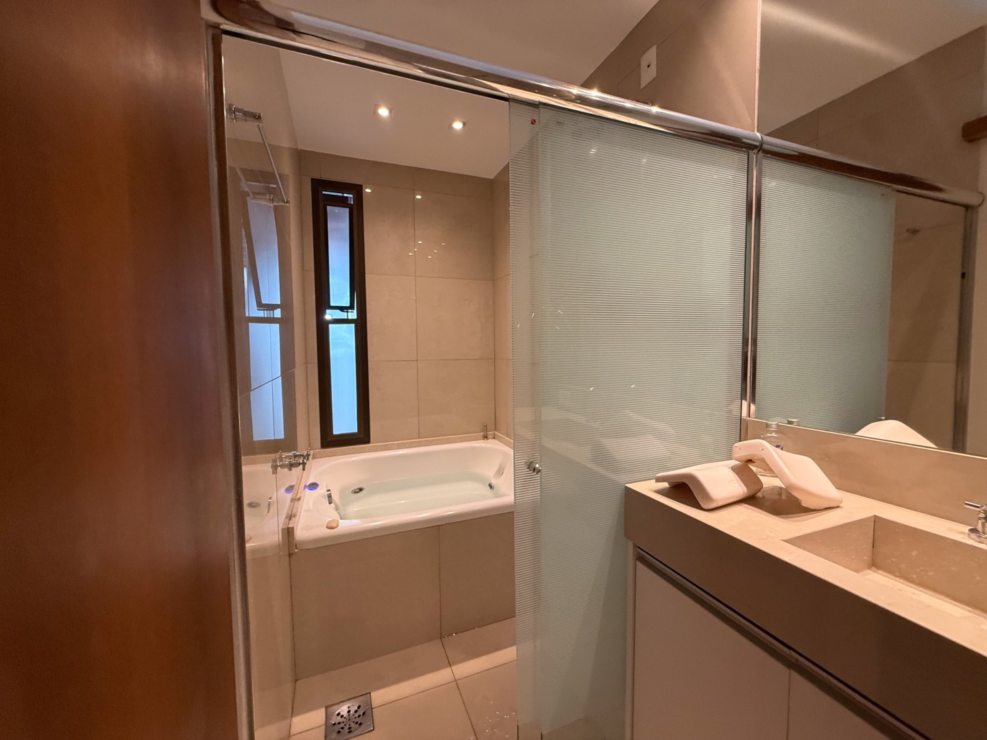 Casa Residencial para locação no bairro Aragarca de Londrina - Foto 15