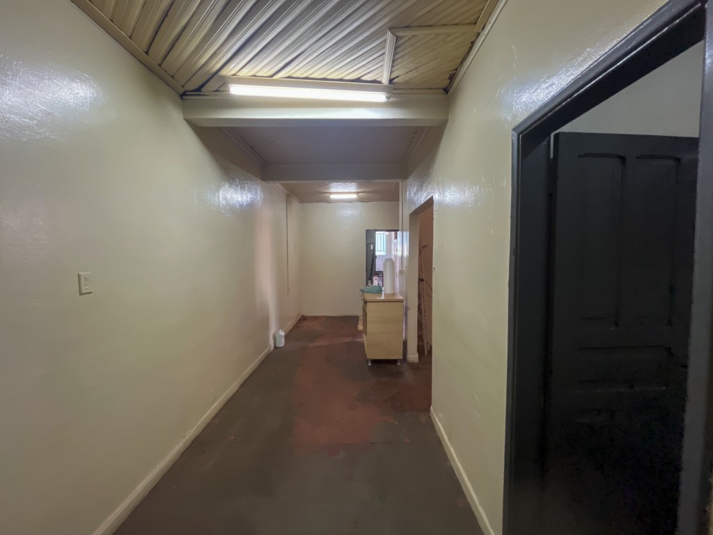 Salão-loja para locacao no Centro em Londrina com 35,92m² por R$ 1.200,00  - Foto 3