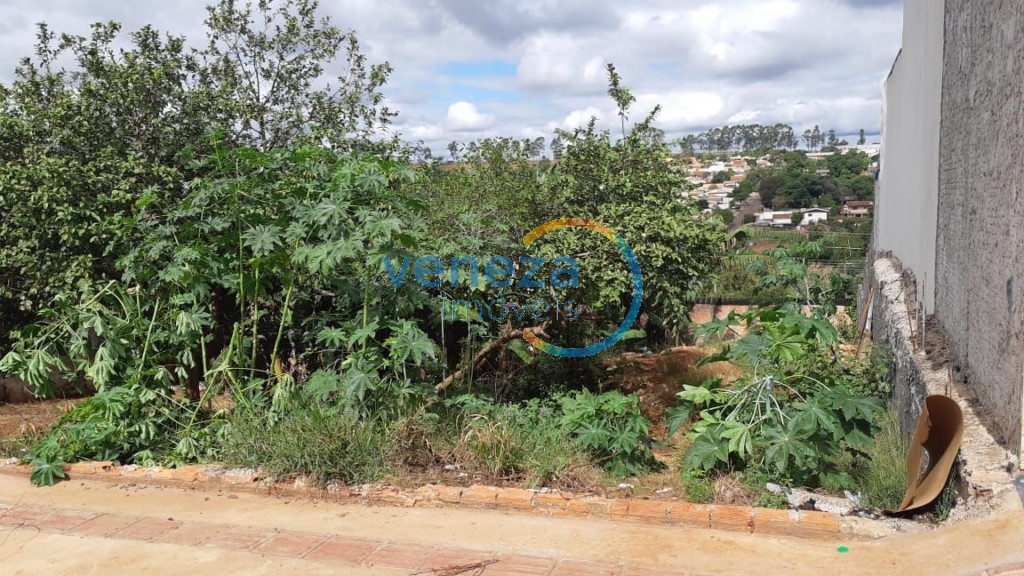 Terreno para venda no Alto da Boa Vista em Londrina com 255m² por R$ 115.000,00