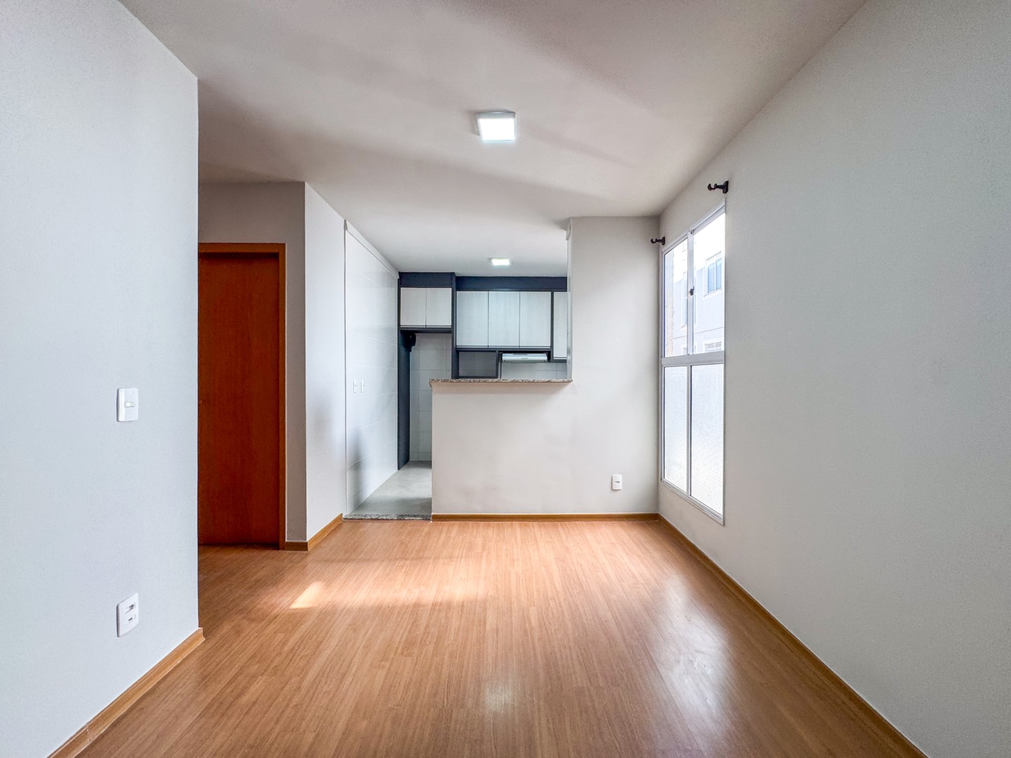 Apartamento para locacao no Cidade Industrial II em Londrina com 41,14m² por R$ 1.130,00  - Foto 2