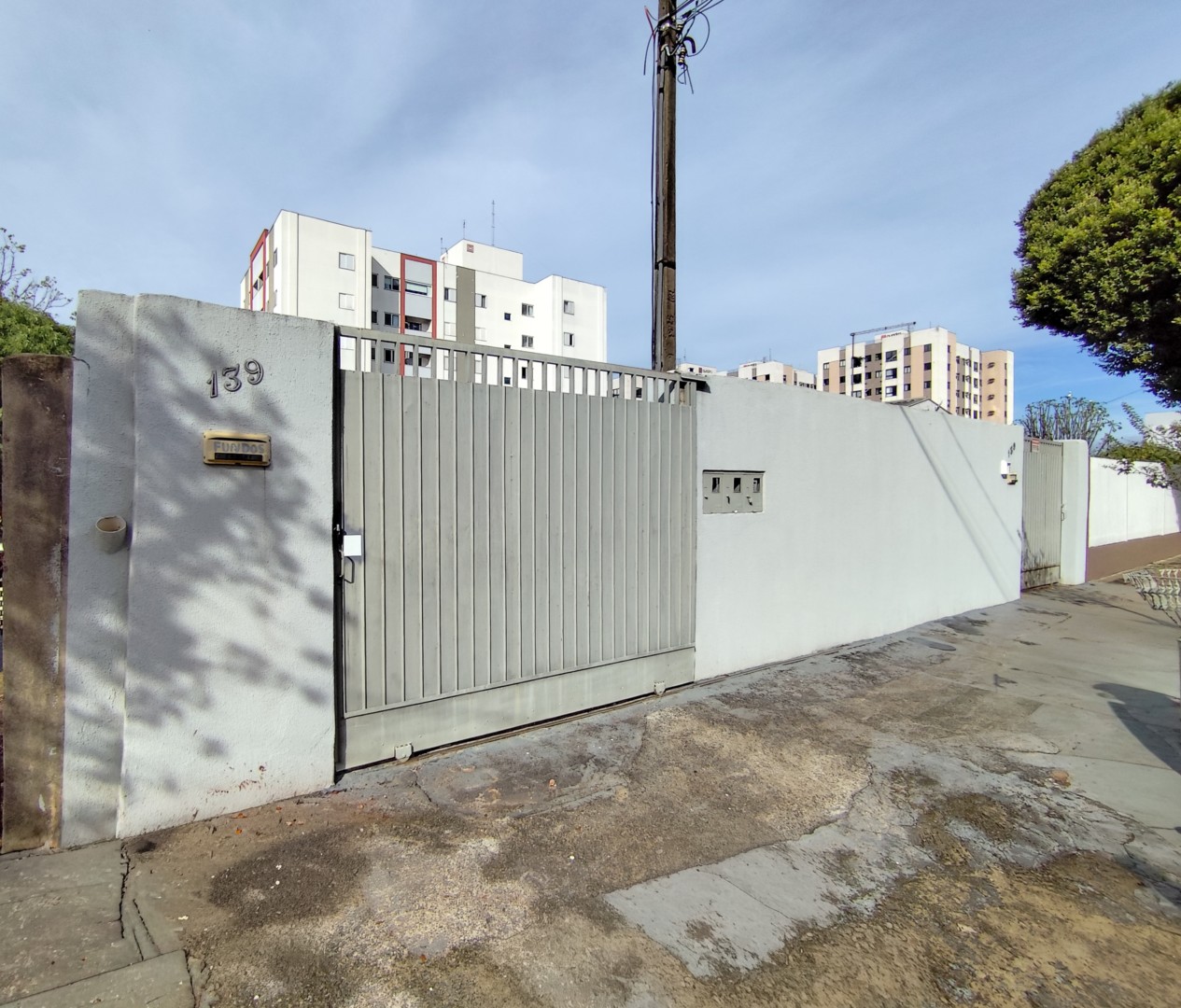 Casa Residencial para locacao no Vila Larsen 1 em Londrina com 300m² por R$ 1.500,00 - Foto 1