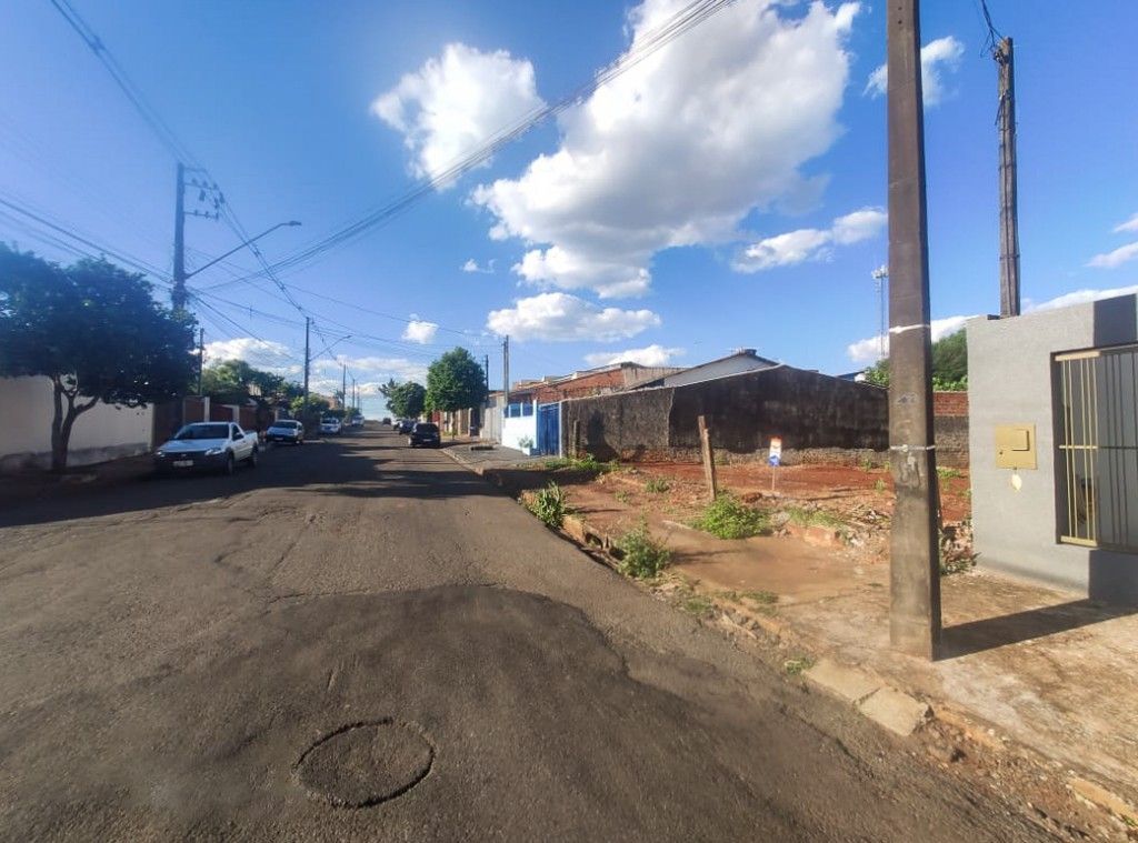 Terreno para locação no bairro Santiago de Londrina - Foto 11