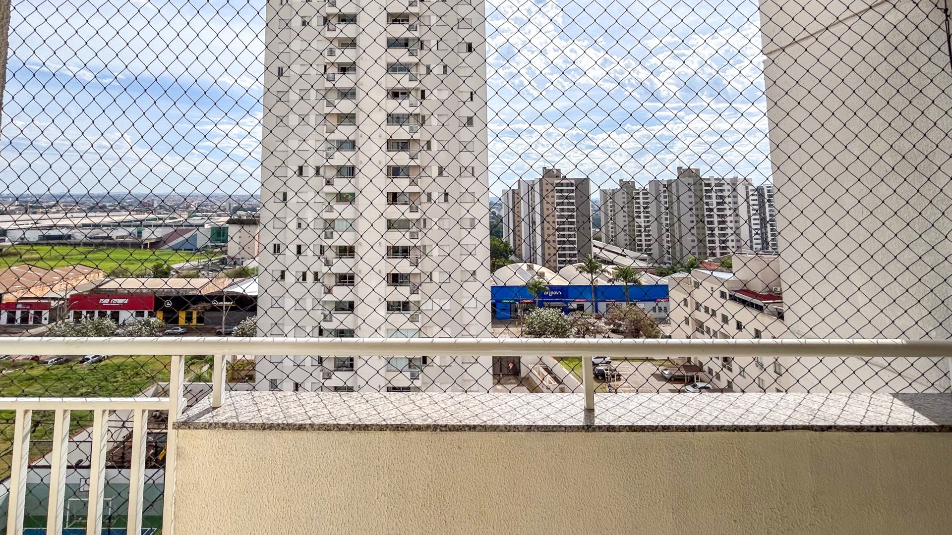 Apartamento para locacao no Siam em Londrina com 110m² por R$ 1.990