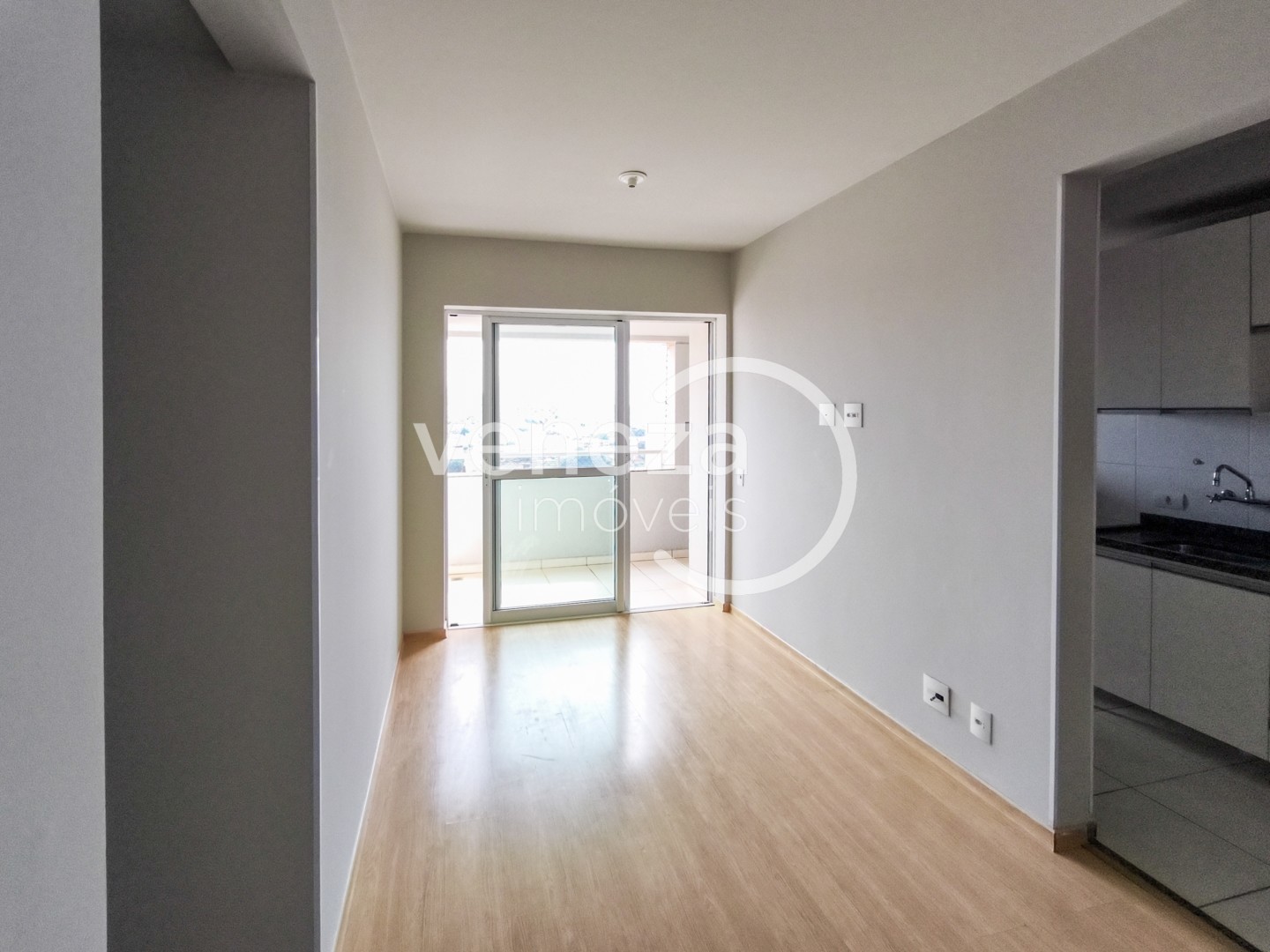 Apartamento para locacao no Siam em Londrina com 110m² por R$ 2.200 - Foto 2