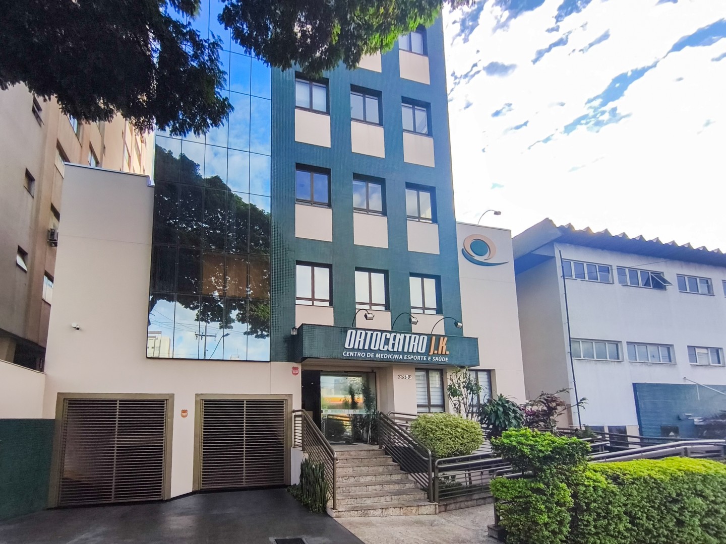 Sala para locacao no Centro em Londrina com 0m² por R$ 890  - Foto 1