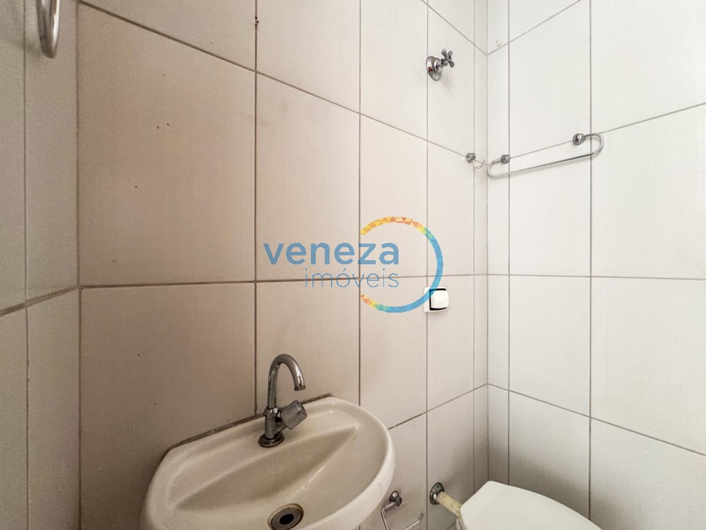 Salão-loja para locação no bairro Agari de Londrina com 37m<sup>2</sup> útil