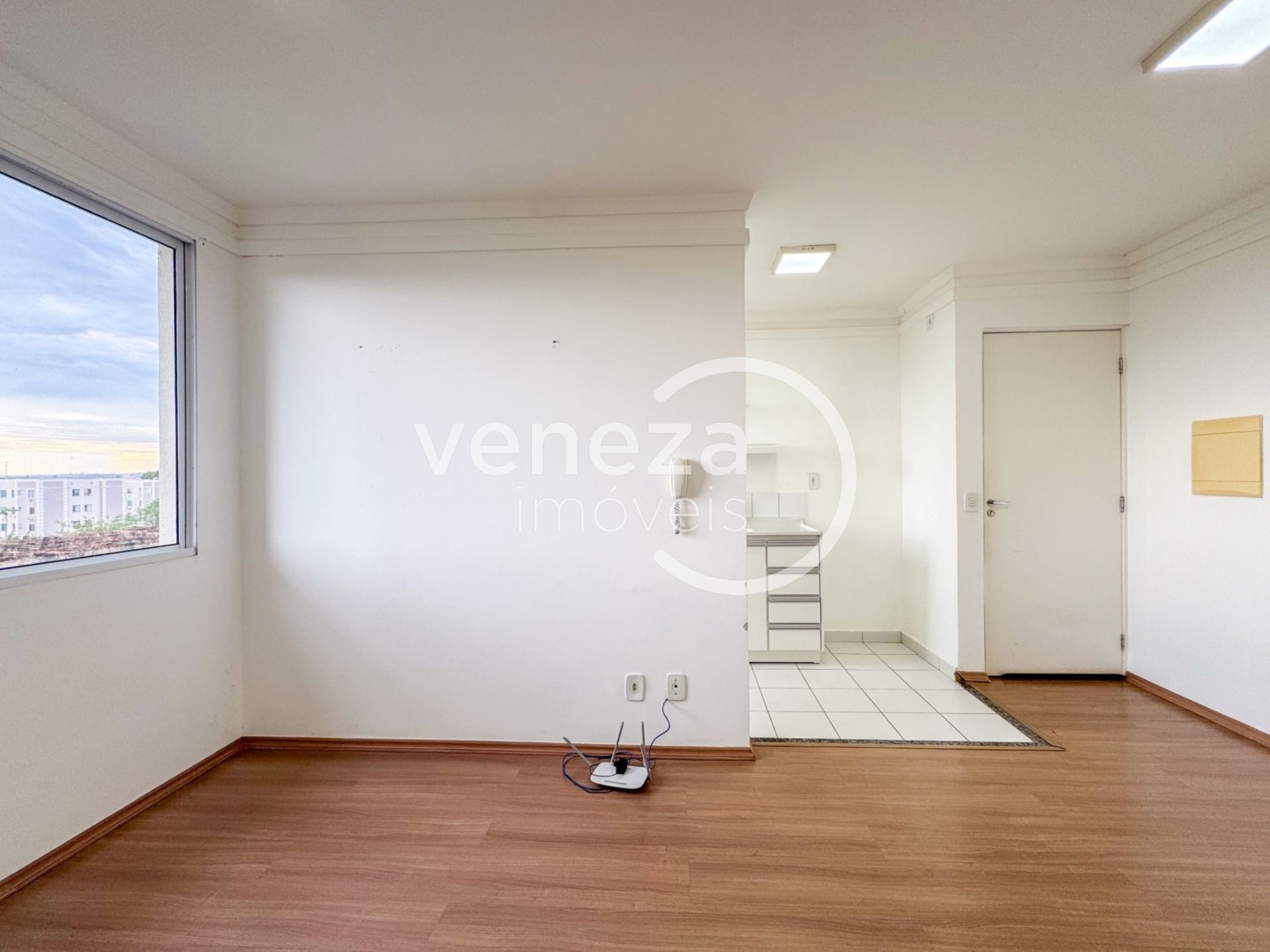 Apartamento para locação no bairro Jardim Joquei Club de Londrina - Foto 6