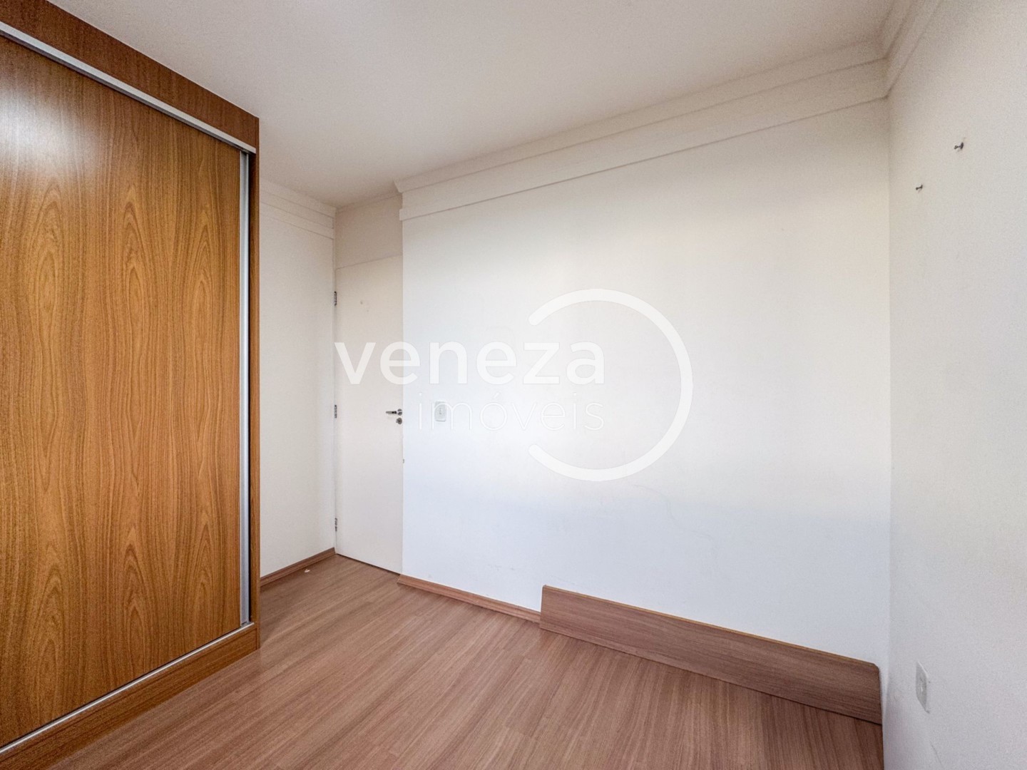 Apartamento para locação no bairro Jardim Joquei Club de Londrina - Foto 21