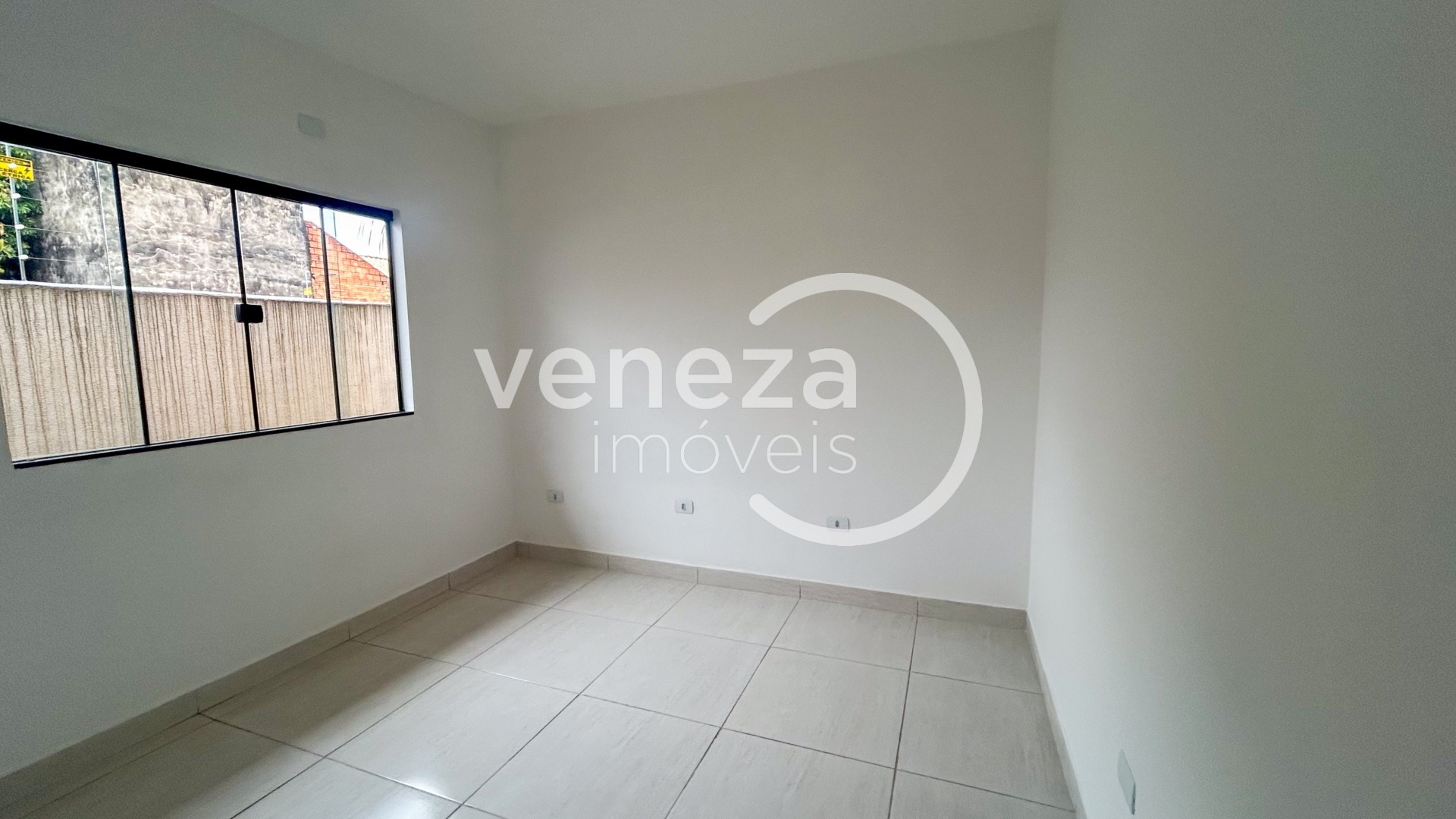 Casa Residencial para locacao no Michael Licha em Londrina com 81m² por R$ 1.690