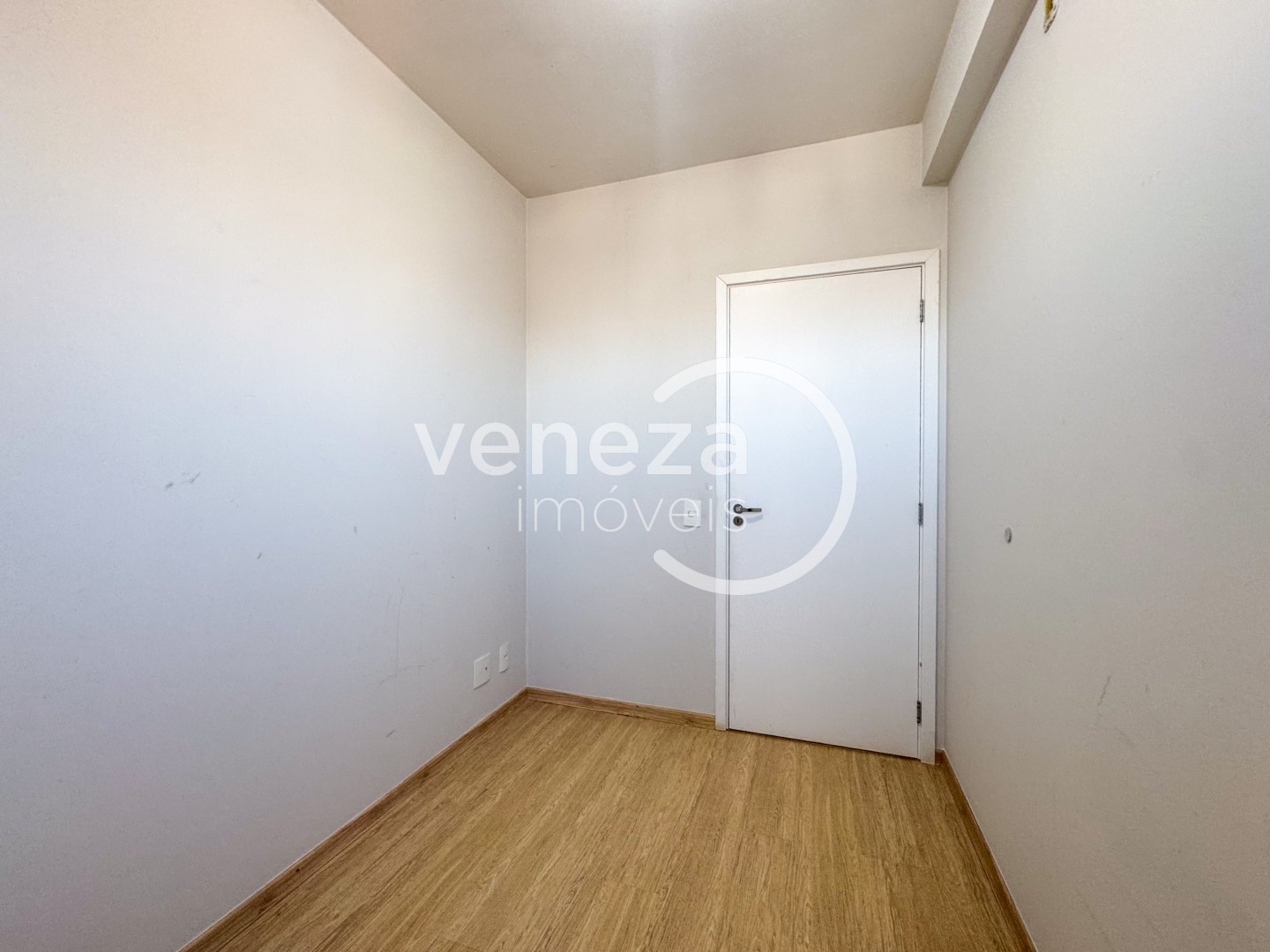 Apartamento para locação no bairro Siam de Londrina - Foto 14