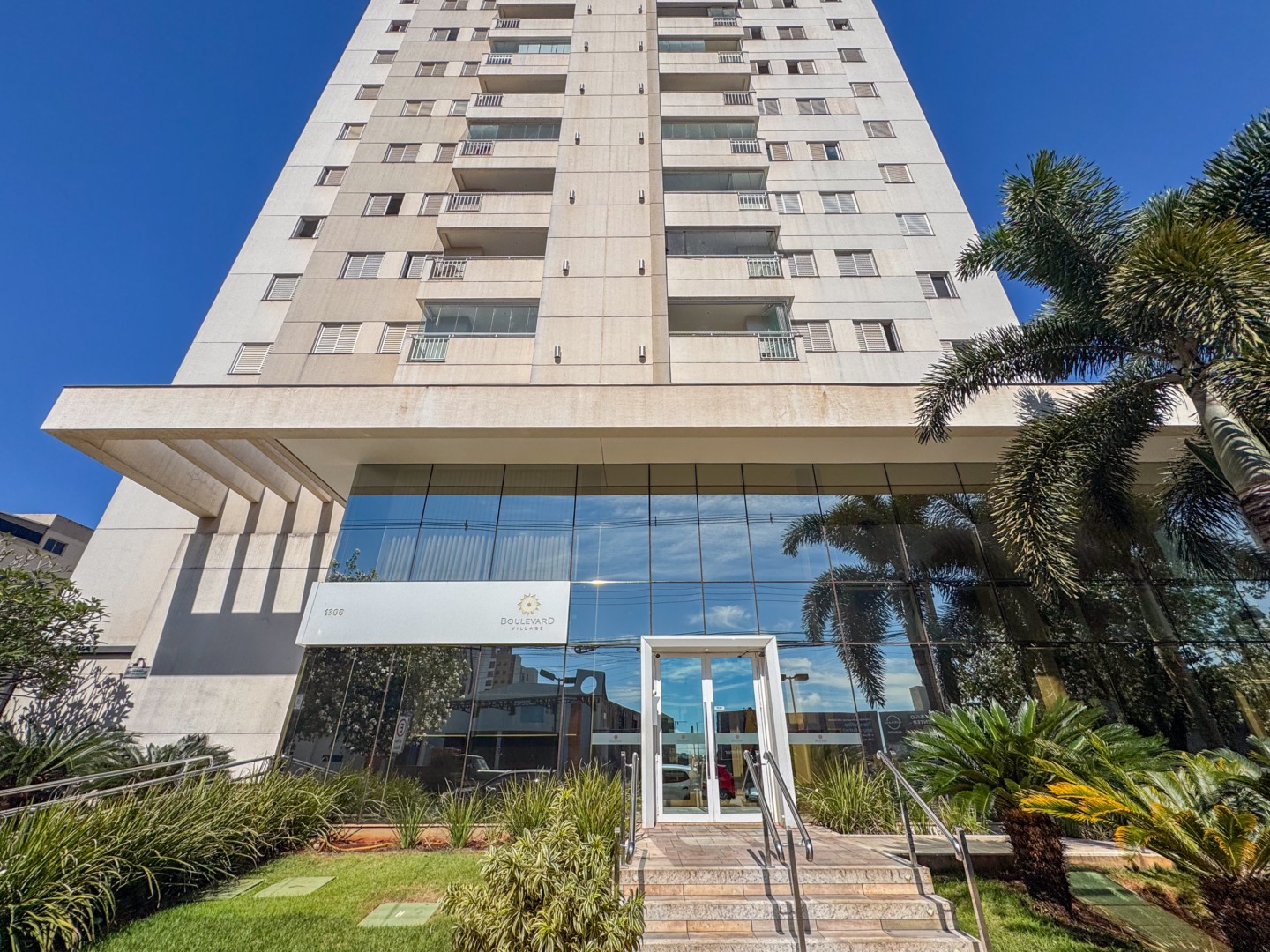 Apartamento para locacao no Siam em Londrina com 110m² por R$ 2.300