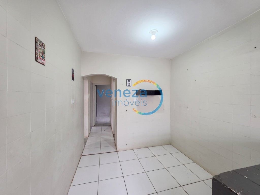 Casa Residencial para locacao no Brasil em Londrina com 46,8m² por R$ 1.200,00 - Foto 3