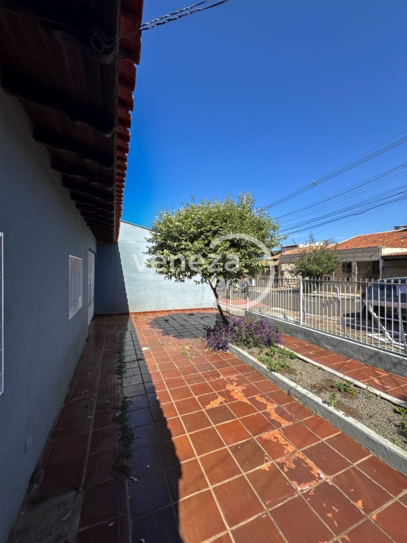 Casa Residencial para locação no bairro Semiramis Barros Braga de Londrina - Foto 28