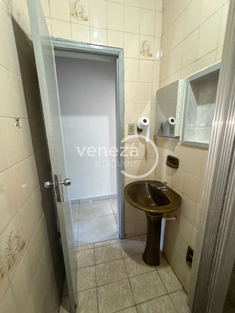 Casa Residencial para locação no bairro Semiramis Barros Braga de Londrina - Foto 17