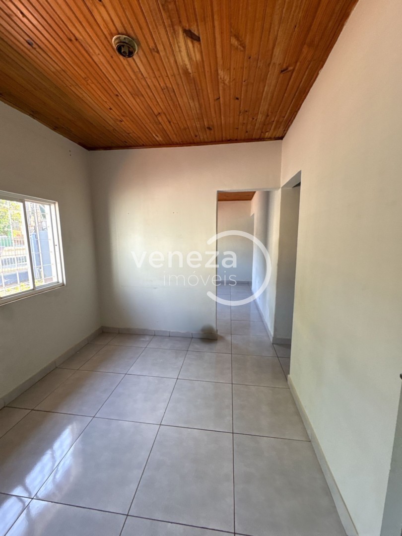 Casa Residencial para locação no bairro Semiramis Barros Braga de Londrina - Foto 5