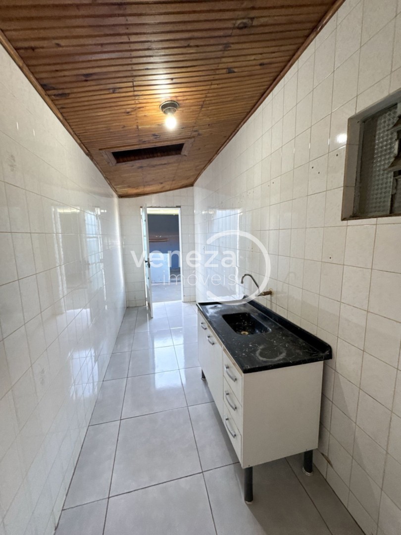 Casa Residencial para locação no bairro Semiramis Barros Braga de Londrina - Foto 18