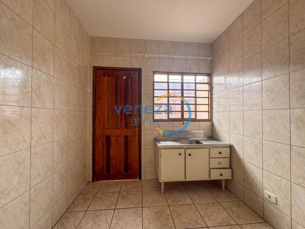 Casa Residencial para locação no bairro Piza de Londrina - Foto 6
