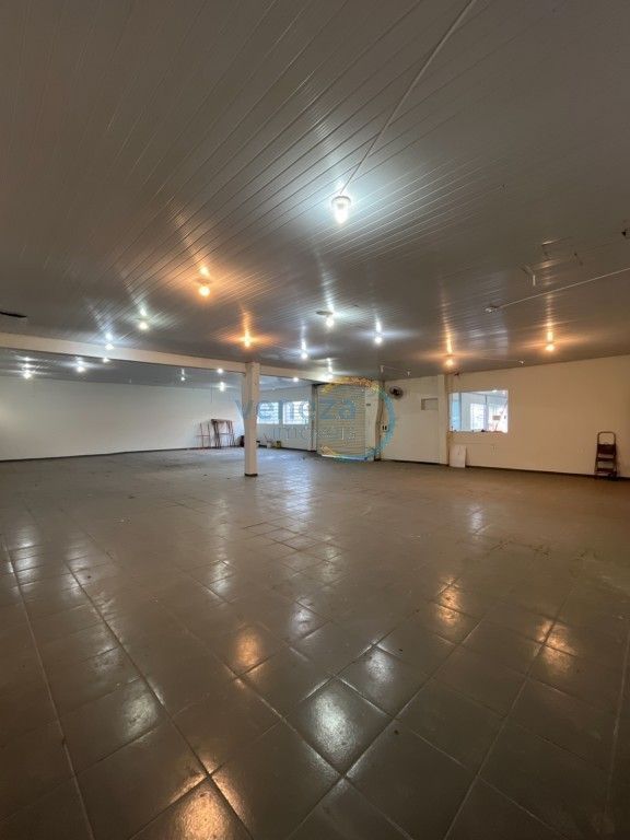 Salão-loja para locação no bairro Centro de Londrina - Foto 10