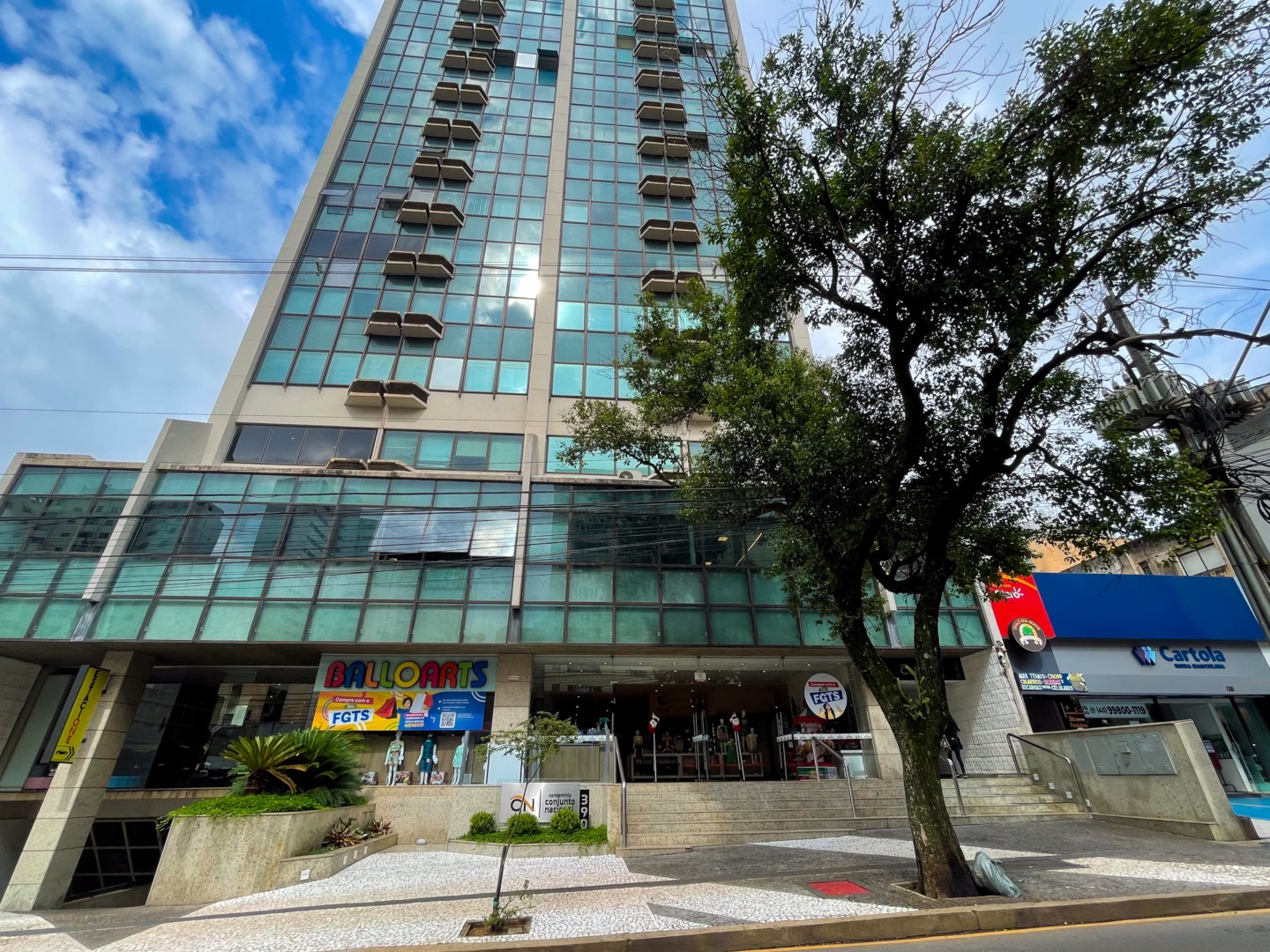 Sala para locacao no Centro em Londrina com 61,69m² por R$ 1.600  - Foto 1