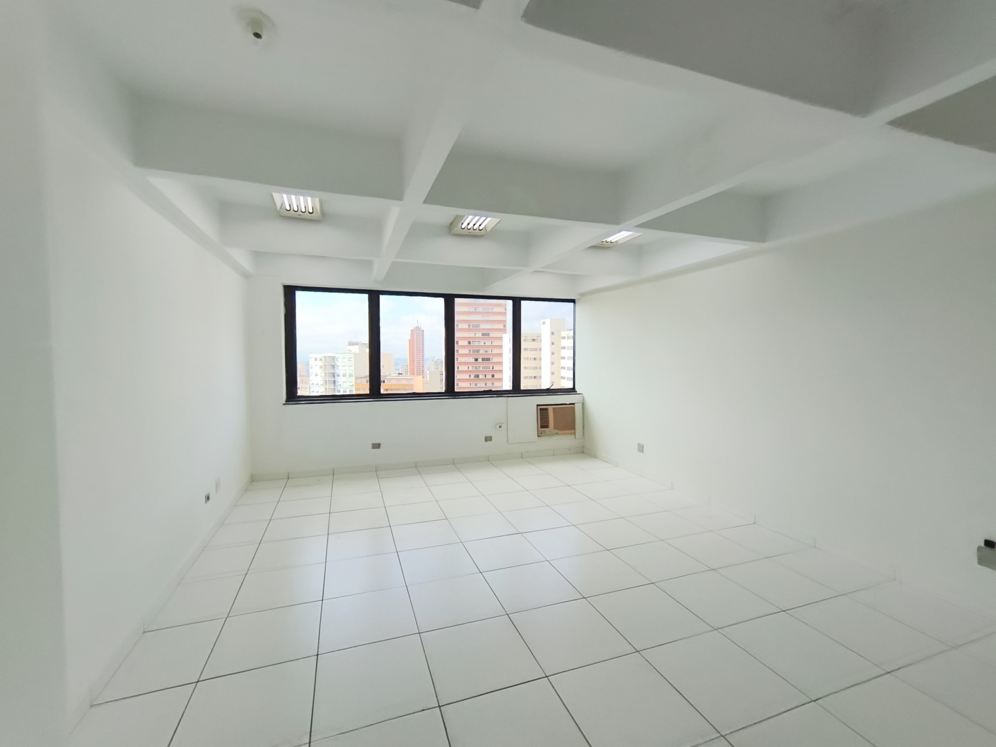 Sala para locação no bairro Centro de Londrina - Foto 10