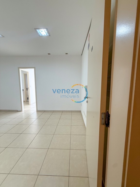 Sala para locacao no Caicaras em Londrina com 38m² por R$ 1.950,00  - Foto 3