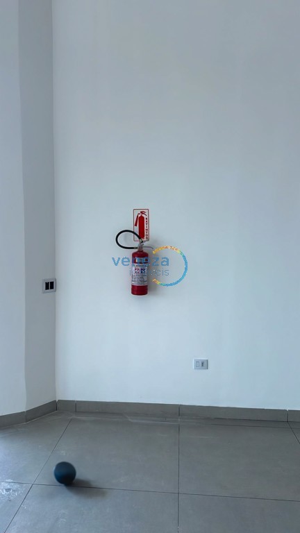 Salão-loja para locação no bairro Vivi Xavier de Londrina - Foto 12