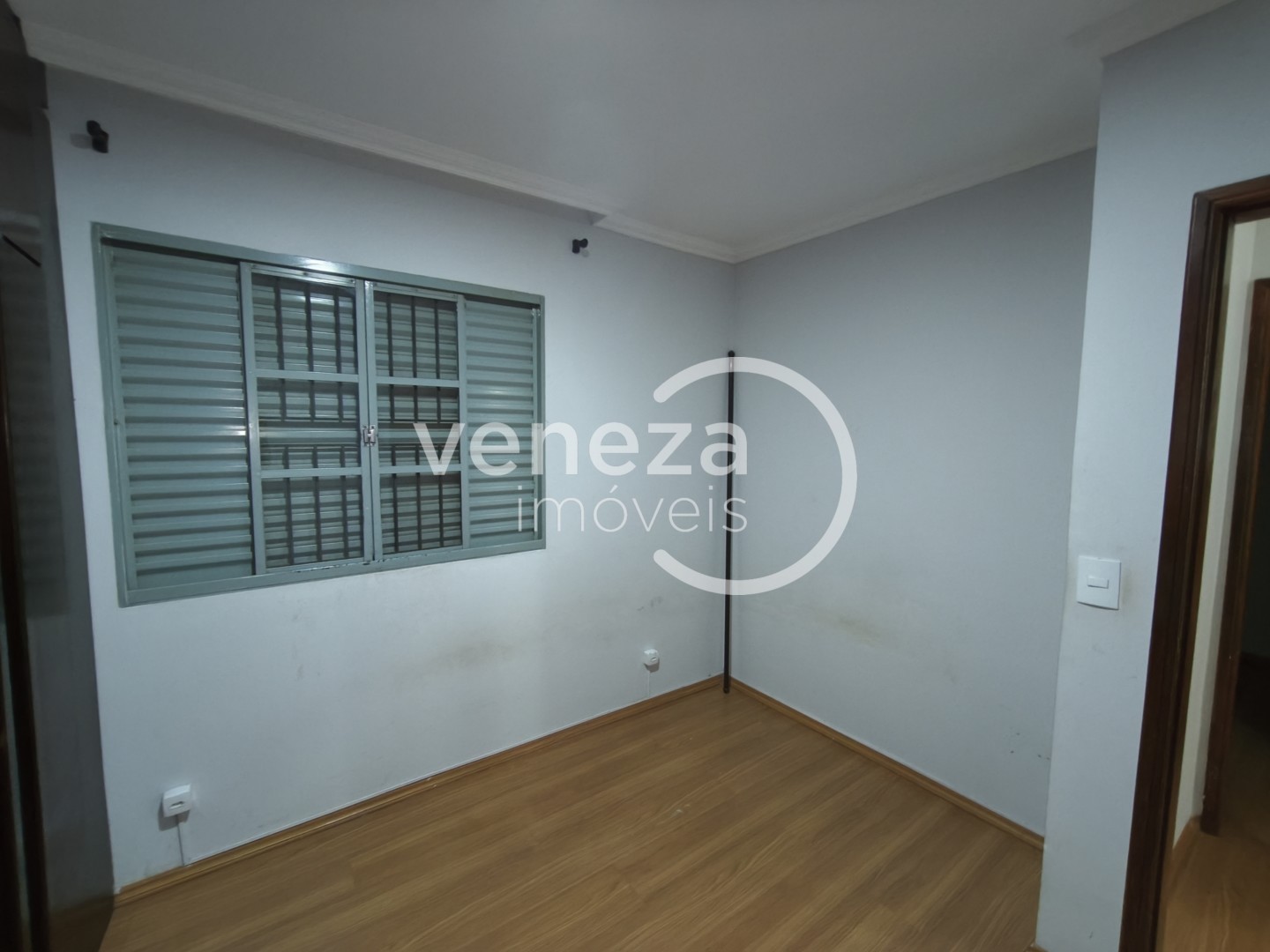 Apartamento para locacao no Gleba Palhano em Londrina com 96,19m² por R$ 1.900