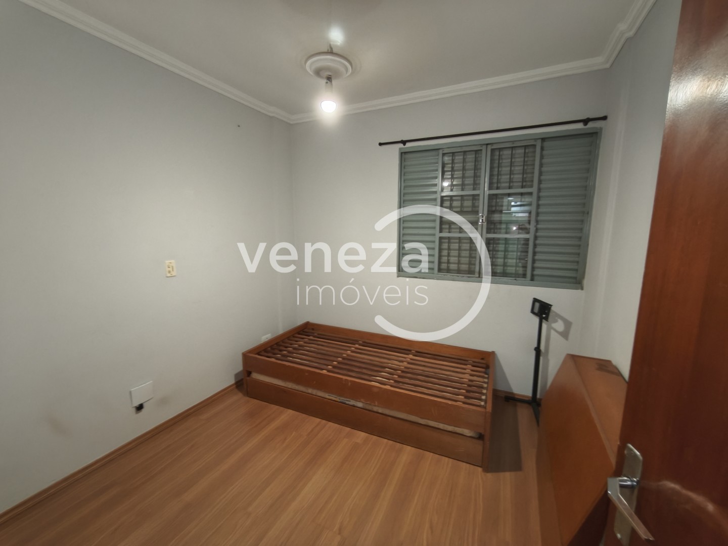Apartamento para locacao no Gleba Palhano em Londrina com 96,19m² por R$ 1.900
