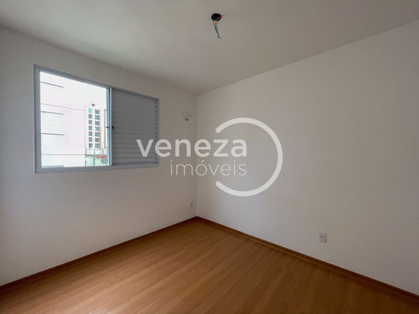 Apartamento para locação no bairro Acquaville de Londrina - Foto 6