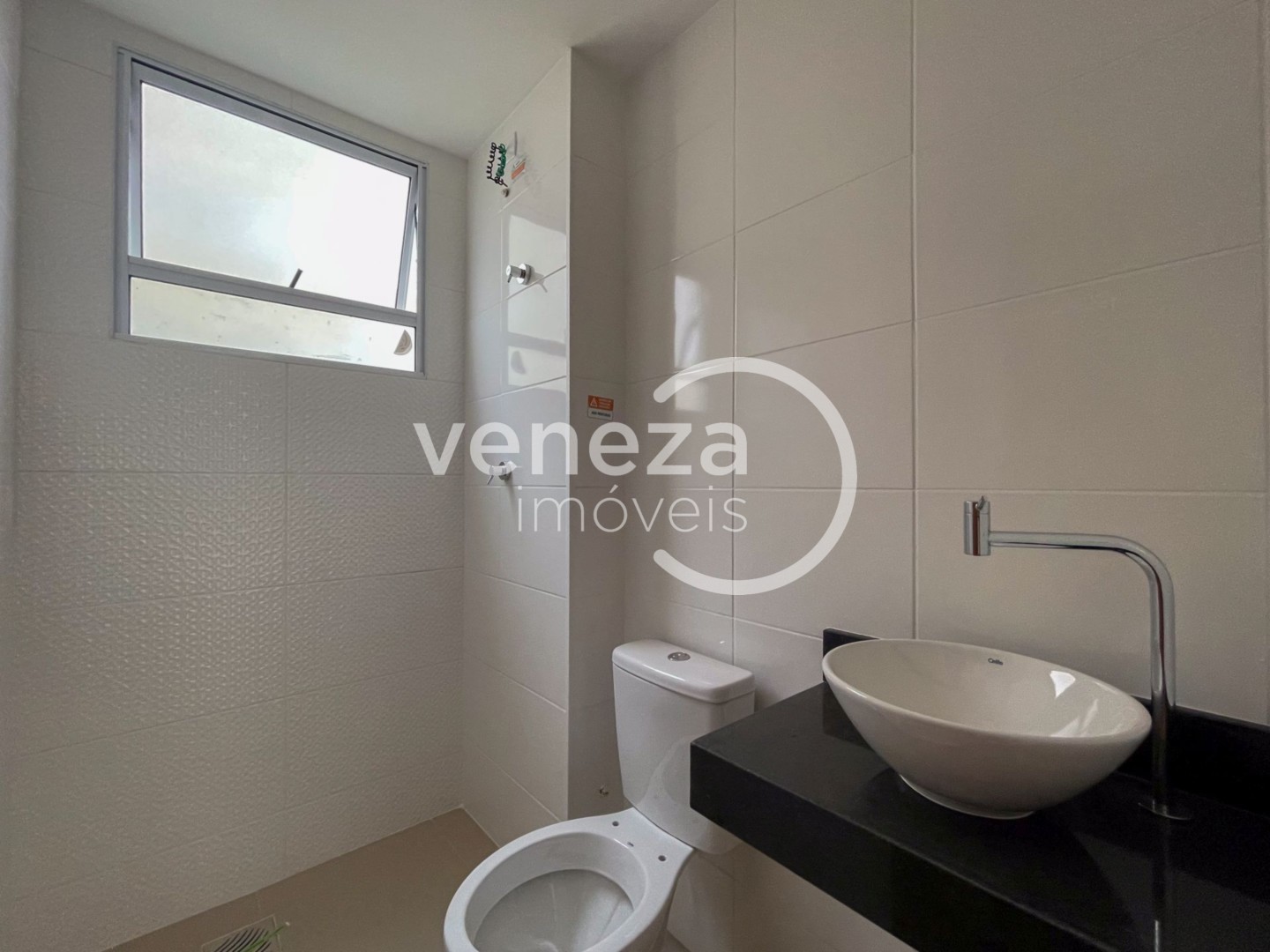 Apartamento para locação no bairro Acquaville de Londrina - Foto 8