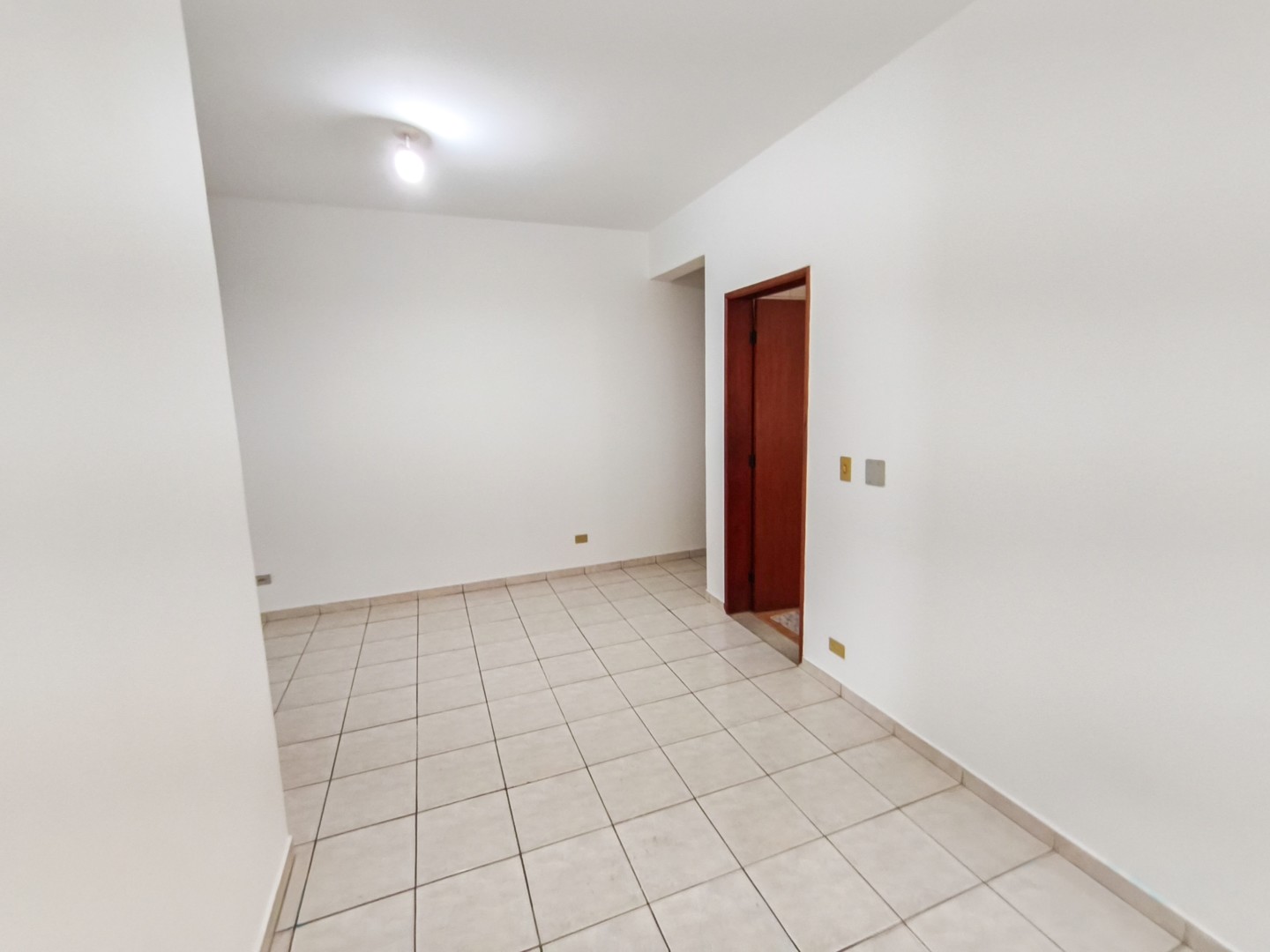Apartamento para locação no bairro Centro de Londrina - Foto 5