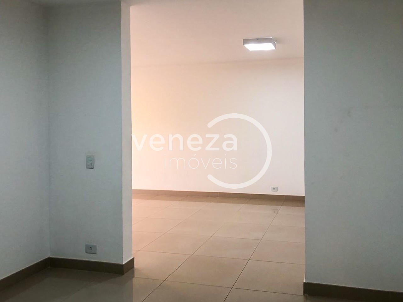 Apartamento para locação no bairro Vila Larsen 1 de Londrina - Foto 6