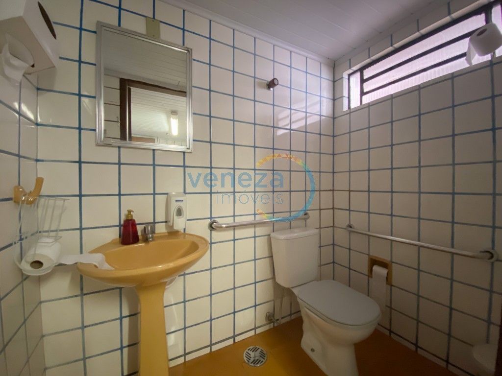 Salão-loja para locação no bairro Centro de Londrina - Foto 14