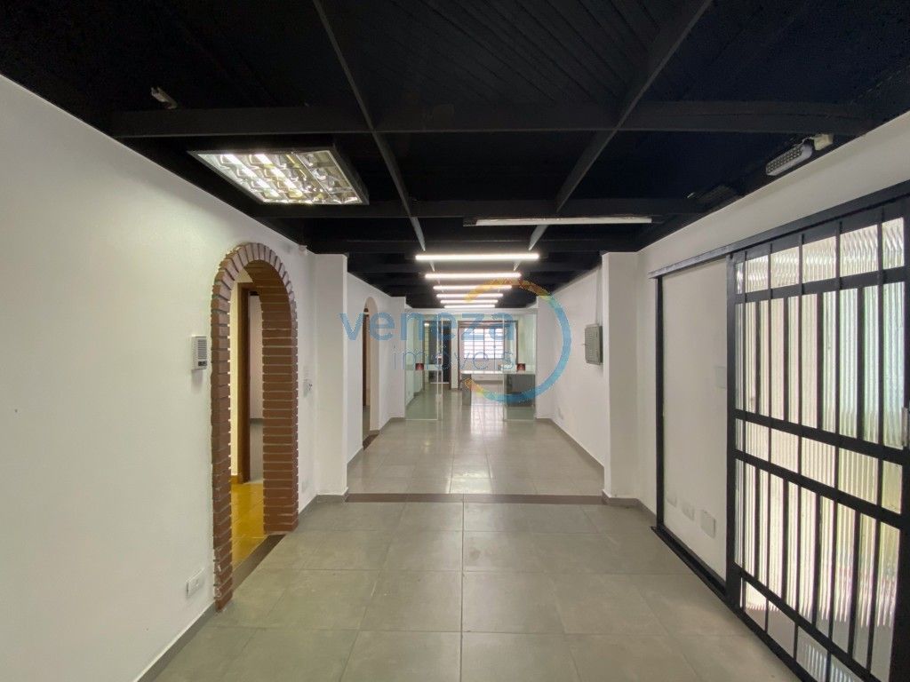 Casa Comercial para locação no bairro Centro de Londrina - Foto 11