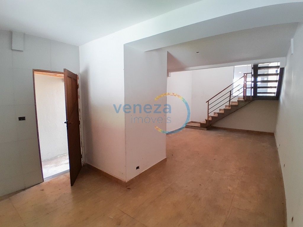 Casa Residencial para venda no California em Londrina com 61m² por R$ 285.000,00  - Foto 2