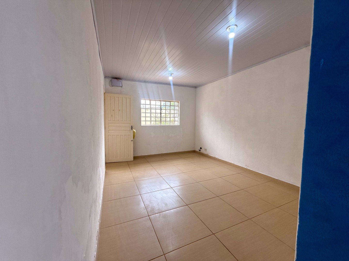 Casa Residencial para locação no bairro Jose Garcia Molina de Londrina - Foto 6