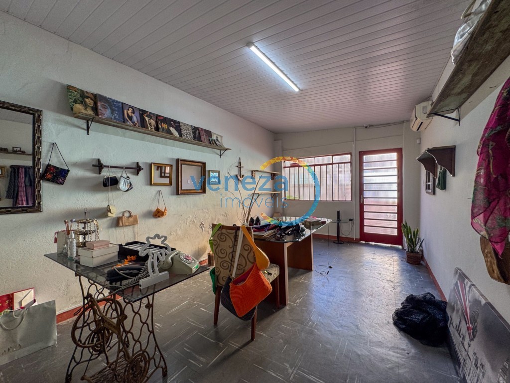Casa Comercial para locação no bairro Centro de Londrina - Foto 14