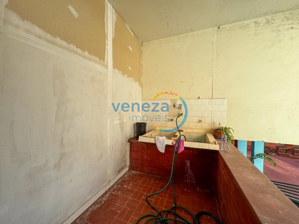 Casa Comercial para locação no bairro Centro de Londrina - Foto 21