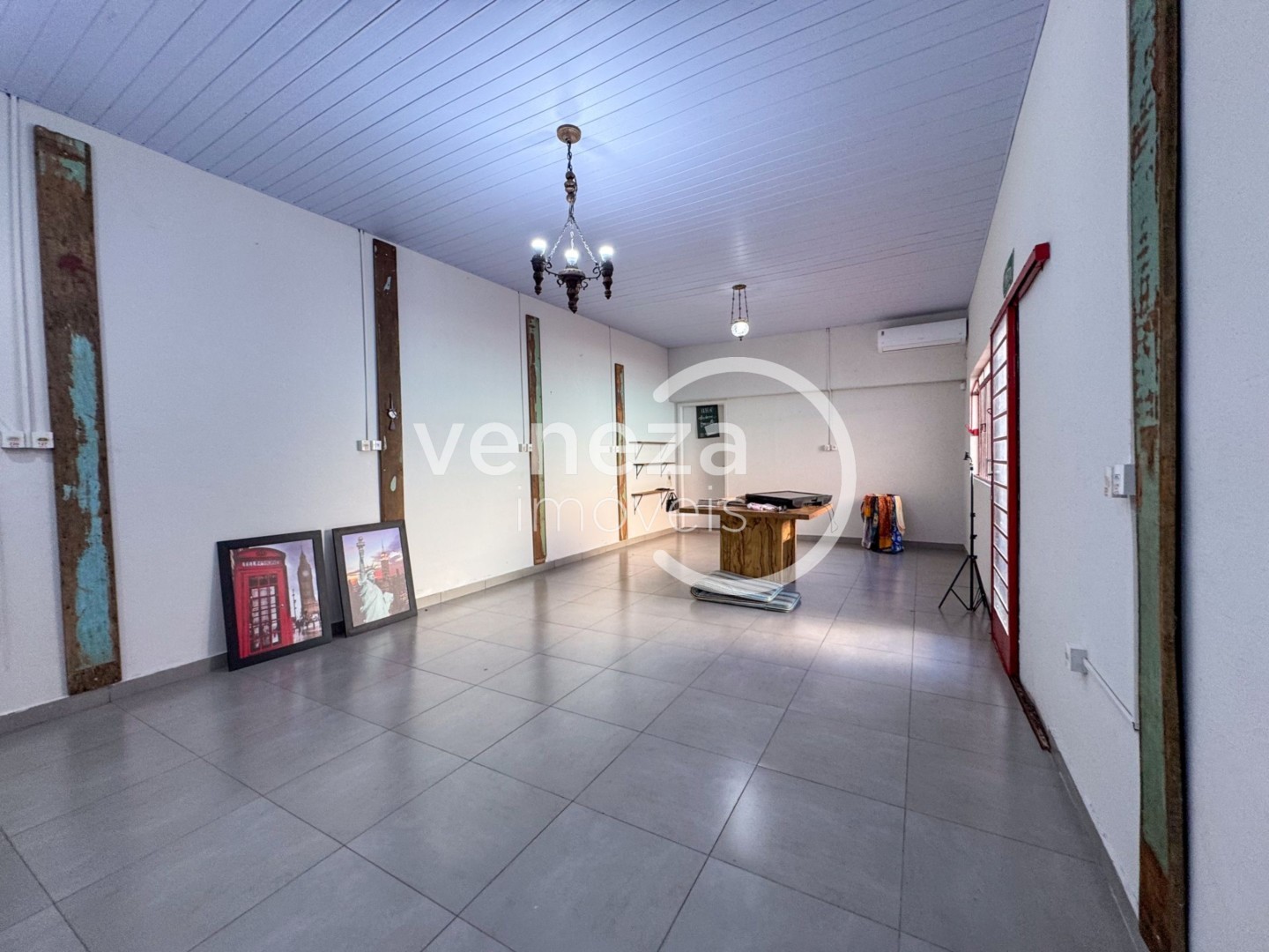 Casa Comercial para locação no bairro Centro de Londrina - Foto 4