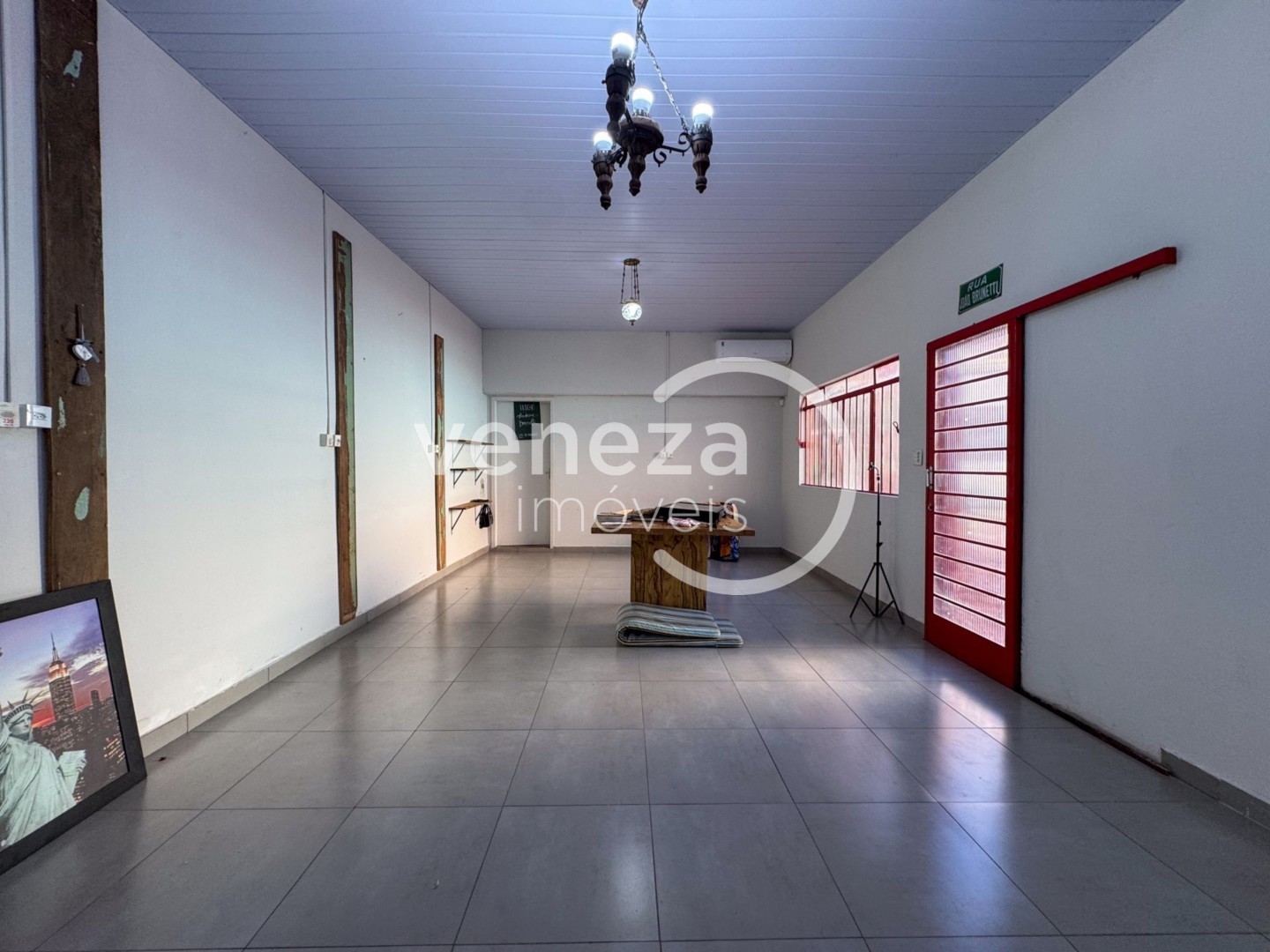 Casa Comercial para locação no bairro Centro de Londrina - Foto 7