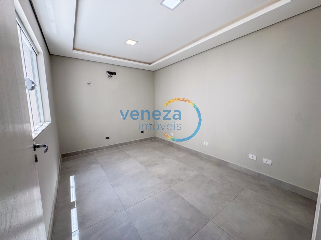 Casa Comercial para locação no bairro Centro de Londrina com 180m<sup>2</sup> útil, 4 vagas de garagem