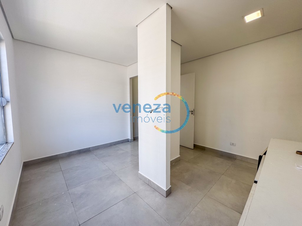 Casa Comercial para locação no bairro Centro de Londrina com 180m<sup>2</sup> útil, 4 vagas de garagem