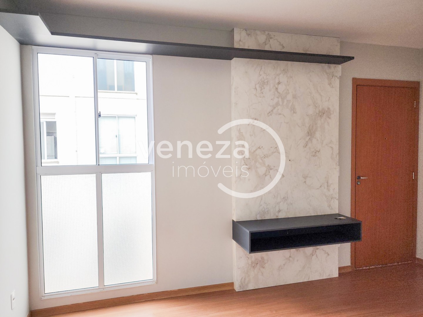 Apartamento para locacao no Acquaville em Londrina com 40,82m² por R$ 1.450